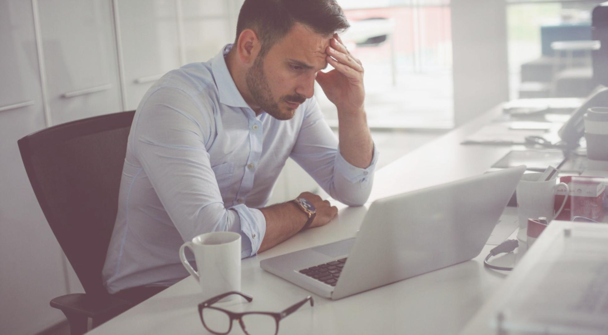 Modernes Lernumfeld mit digitalen Ressourcen und interaktiven Bildungsplattformen